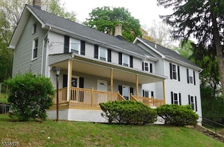 47 Mine Rd, High Bridge, NJ 08829