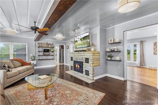 12 Golf Course Rd, Eldon, MO 65026