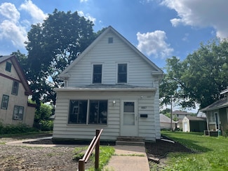 4007 Girard Ave N, Minneapolis, MN 55412