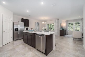 242 SW Fairchild Ave, Port Saint Lucie, FL 34984