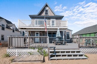 196 N End Blvd, Salisbury, MA 01952