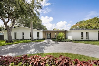 7805 SW 165th St, Palmetto Bay, FL 33157