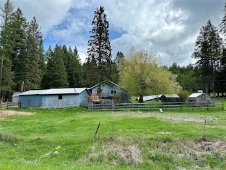 11687 Pinkham Creek Rd, Rexford, MT 59930