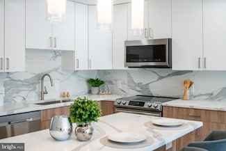 700 Moyer St Unit 307, Philadelphia, PA 19125