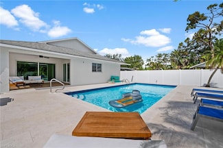 664 102nd Ave N, Naples, FL 34108