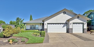 494 Pinnacle Ridge, Eagle Point, OR 97524