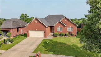 11832 Perry Crossing Pkwy, Sellersburg, IN 47172