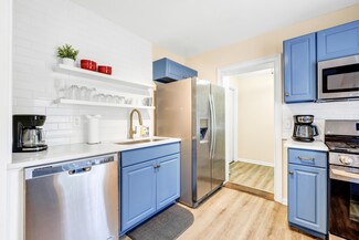 1208 Jones St, Hanahan, SC 29410