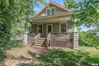 2721 11th Avenue B, Moline, IL 61265