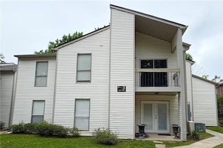 302 Parkview Blvd Unit 302, Mandeville, LA 70471