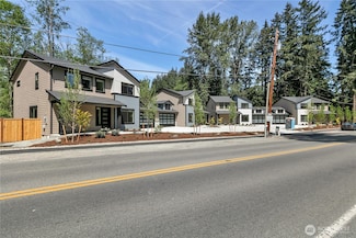 433 43rd Ave SW Unit A, Puyallup, WA 98373