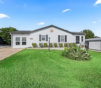 1208 Tarpon Ln, Lady Lake, FL 32159