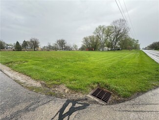 636 Sharp Rd, Jamestown, OH 45335