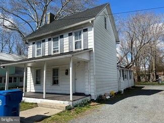 211 W 7th St, Laurel, DE 19956