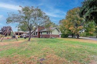 5337 Sailor Ln, Minneapolis, MN 55429