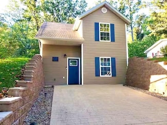 804 Washington St, Waynesville, MO 65583