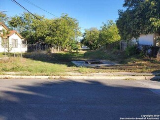 1206 Alametos, San Antonio, TX 78201