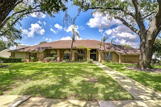 17917 Clear Lake Dr, Lutz, FL 33548