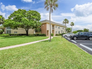 31 Vista Gardens Trail Unit 205, Vero Beach, FL 32962