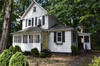 260 Point Pleasant Rd, Rochester, NY 14622