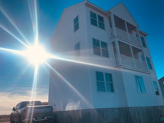 6 Cross Beach Rd, Seabrook, NH 03874