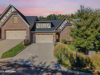 427 Sunny Springs Ln, Knoxville, TN 37922