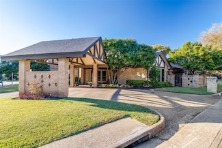 16015 Chalfont Cir, Dallas, TX 75248