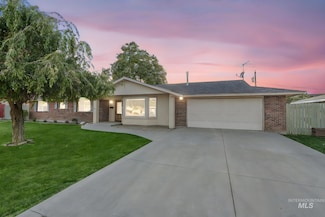 2210 Arlington Ave, Caldwell, ID 83605