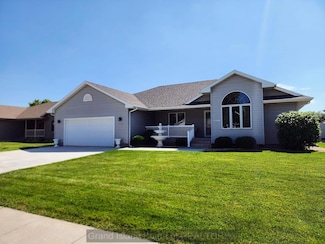 4121 Allen Ave, Grand Island, NE 68803