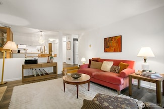 3505 W Government Way Unit 203, Seattle, WA 98199