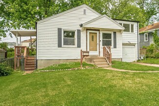 7435 Esterbrook Dr, Saint Louis, MO 63136