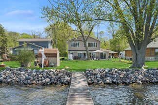 7550 N Shore Cir N, Forest Lake, MN 55025