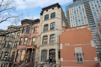 818 N Dearborn St Unit 1R, Chicago, IL 60610