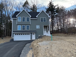 14 Valley Ln, Somersworth, NH 03878