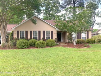 709 Baytree Dr, Flowood, MS 39232