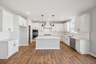 6235 Jensen Ave S, Cottage Grove, MN 55016