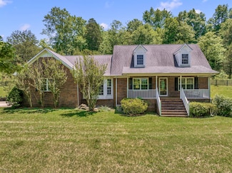 3413 Foster Chapel Rd, Columbia, TN 38401
