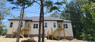 1801 Aldersgate Rd, Little Rock, AR 72205