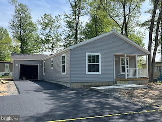 197 Spring Ln, Doylestown, PA 18901