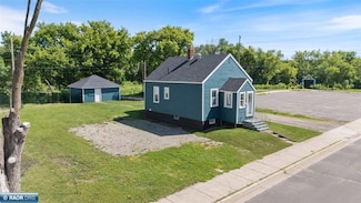 115 3rd St N, Virginia, MN 55792