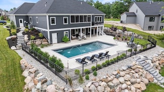 18058 Tullymore Ln, Leo, IN 46765