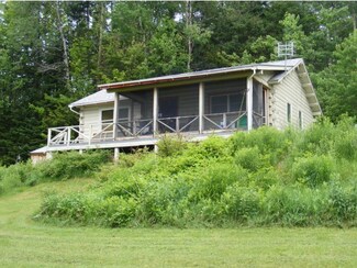 545 Fuller Rd, Bloomfield, VT 05905