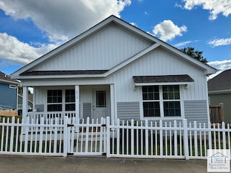 613 W Church St, Martinsville, VA 24112