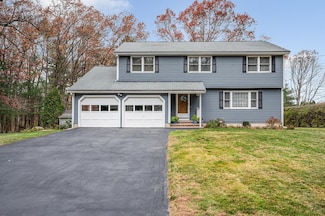 80 Sesame St, Tewksbury, MA 01876