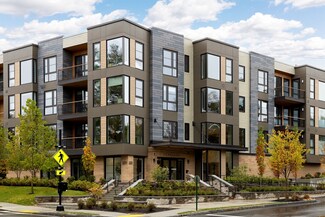 100 Linden St Unit 205, Wellesley, MA 02482