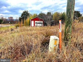 158 Eastern Dr, Moorefield, WV 26836