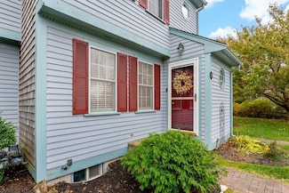 27 Woodview Dr Unit C, Falmouth, MA 02540