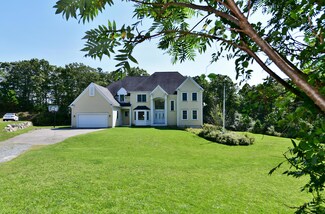 84 Norris Rd, Sagamore Beach, MA 02562