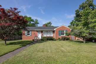 462 Sheridan Dr, Lexington, KY 40503