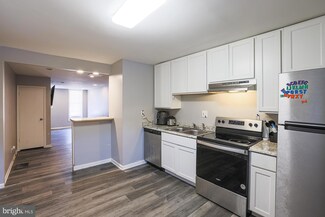 232 N Port St, Baltimore, MD 21224